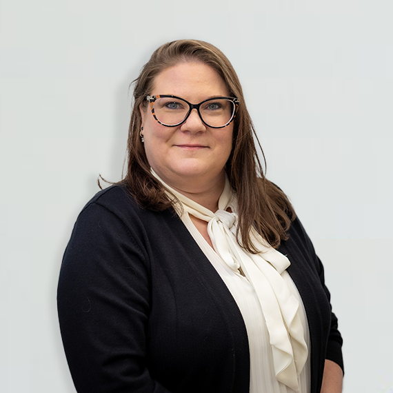 sharon-sq A photo of a woman smiling.